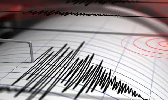 Türkiye beşik gibi! Bir şiddetli deprem daha  Kütahya'da 4,6 büyüklüğünde deprem