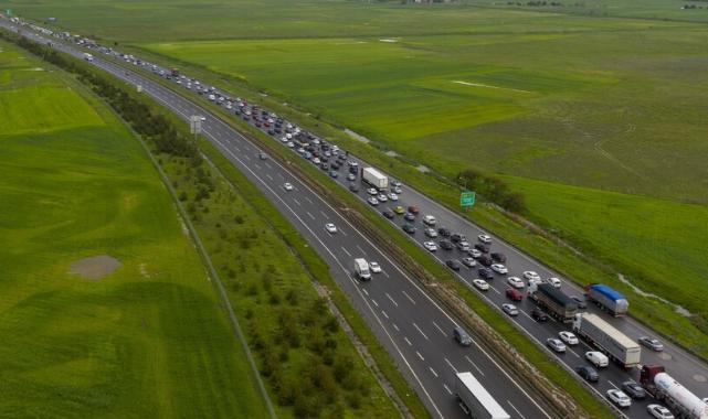Bayram trafiğinin yoğun güzergahı İstanbul-Samsun kara yolunda önlemler artırıldı