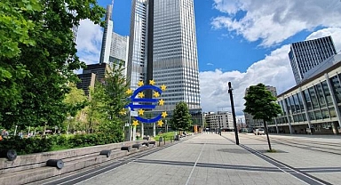 ECB'den "enflasyonun ikinci tur etkilerine karşı tedbir" mesajı