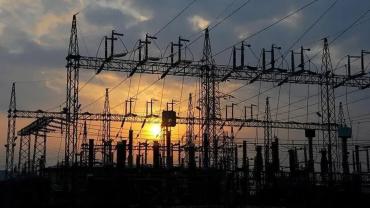 Çin’den 2030’a Kadar 3 Trilyon Dolarlık Elektrik Yatırımı