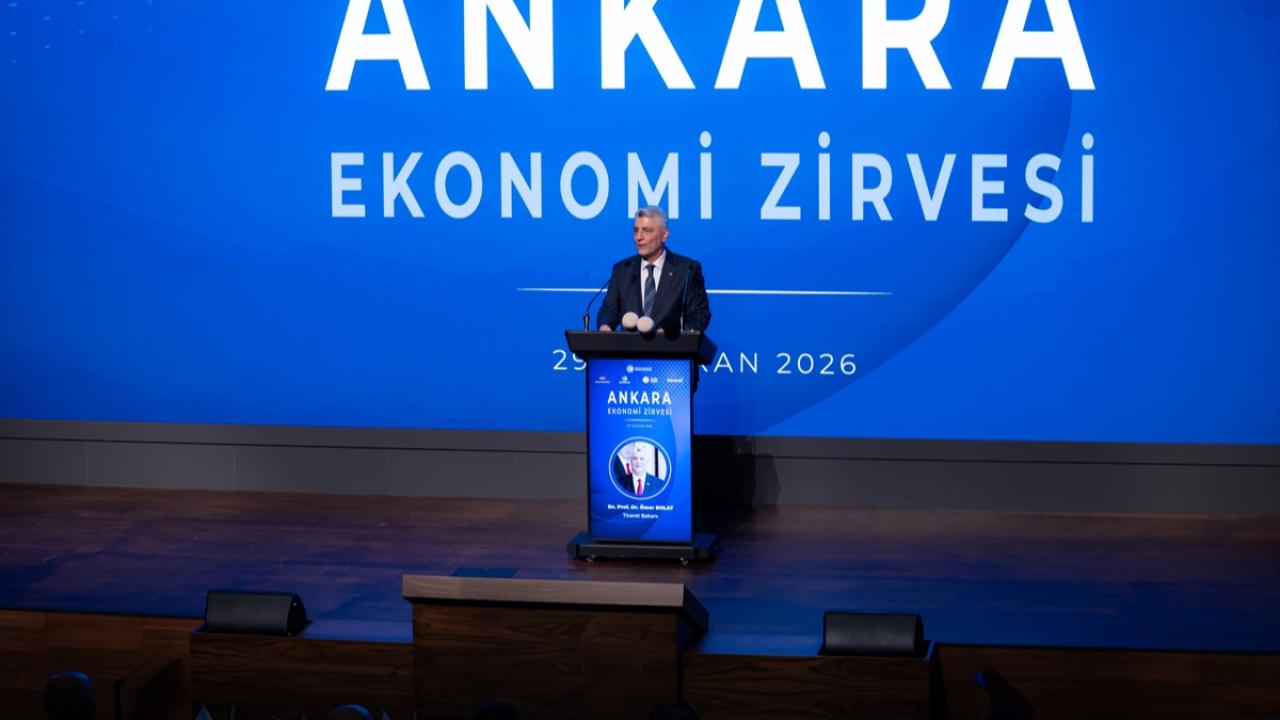 Ticaret Bakanı Bolat, "Ankara Ekonomi Zirvesi"nde konuştu: