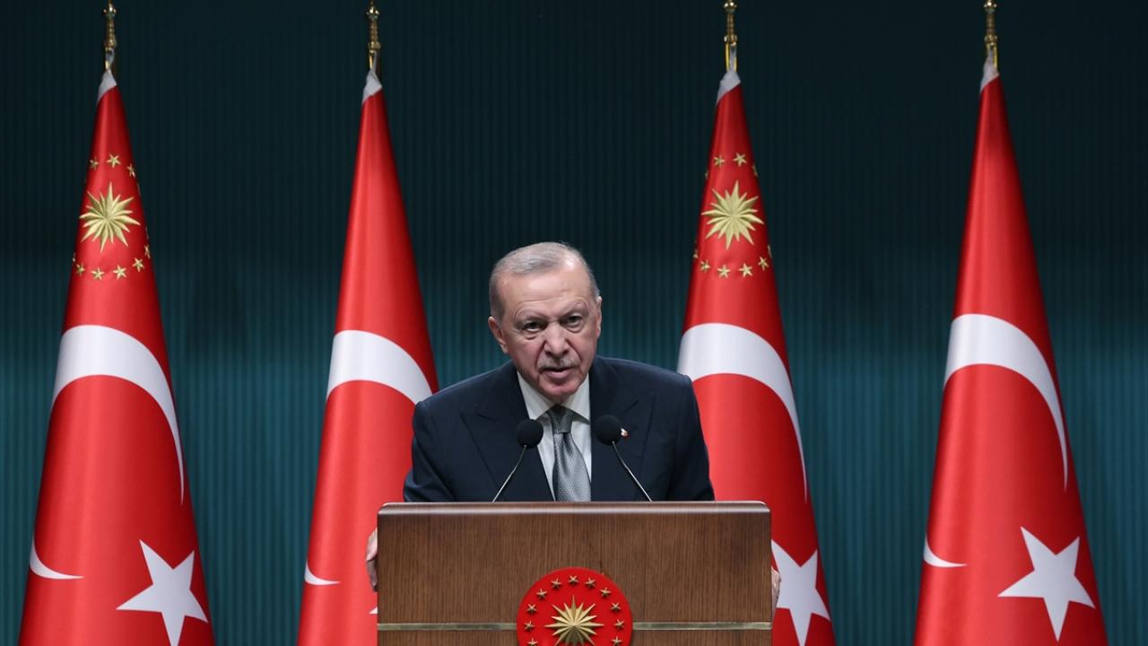 Cumhurbaşkanı Recep Tayyip Erdoğan, Kabine toplantısının ardından açıklama yapıyor.