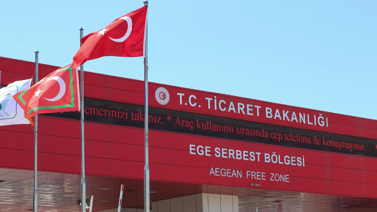 Serbest Bölgelerde Ticaretin Yarısını İhracat Oluşturdu